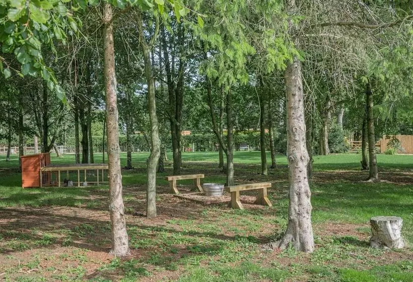 Toppesfield Hall Luxury Cottage With Hot Tub
