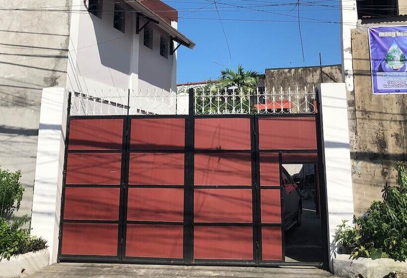 Vandrarhem Mang Ben Dormitory Kaliraya