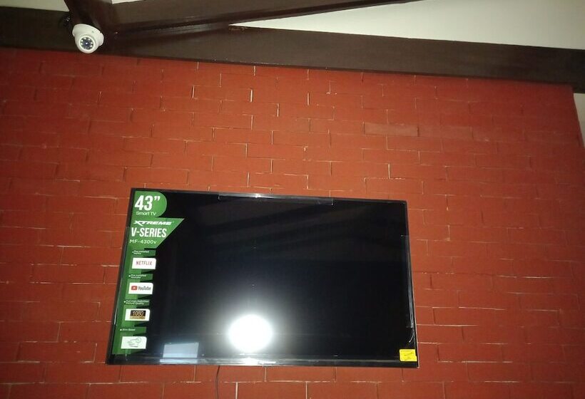 Vandrarhem Mang Ben Dormitory Kaliraya