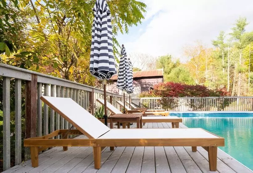 Cortland By Avantstay Charming Heritage Estate W/ Private Lake & Pool