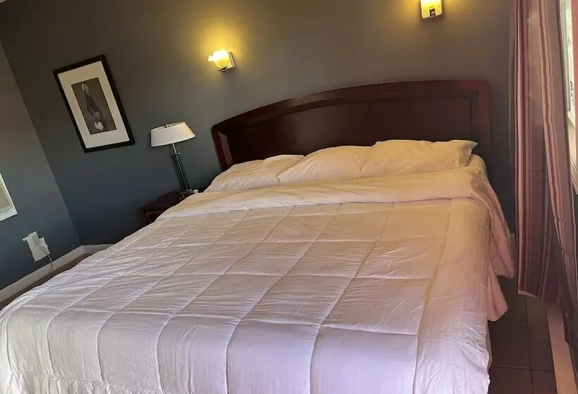 Golden Luck Motel