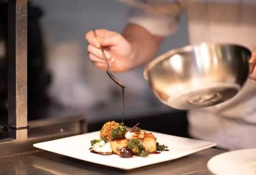 Hotelli Karma Lake Of Menteith