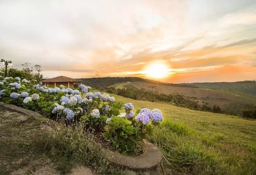 Hotelli Refúgio Do Rio Bonito