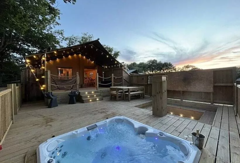 Hotelli Robin Hood Safari Tent