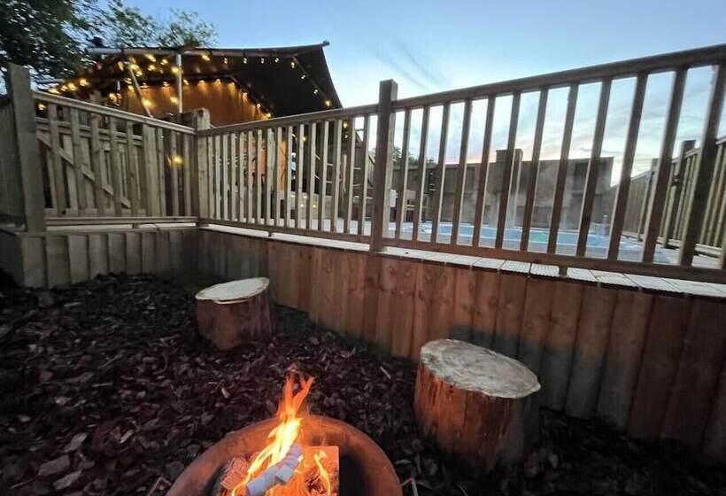 Hotelli Robin Hood Safari Tent