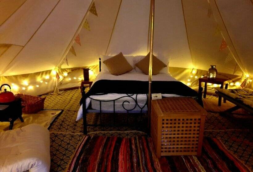 5m Xl Bell Tent With Log Burner, Near Whitby