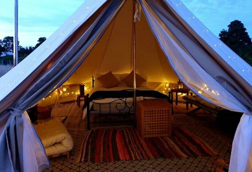 5m Xl Bell Tent With Log Burner, Near Whitby