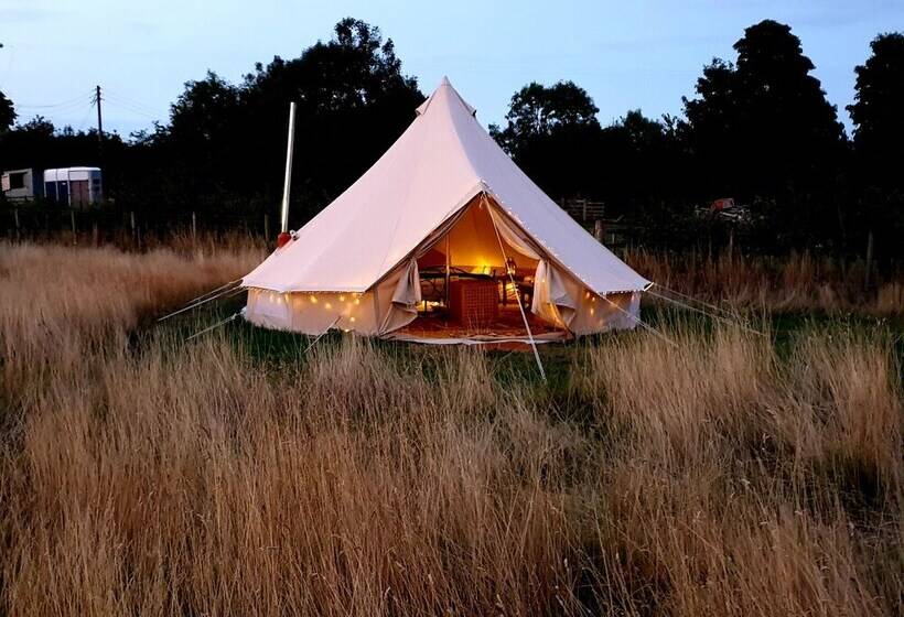 5m Xl Bell Tent With Log Burner, Near Whitby
