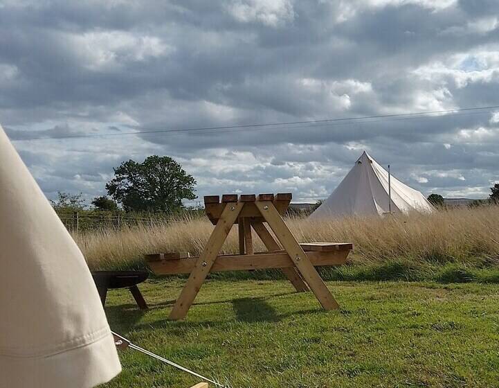5m Xl Bell Tent With Log Burner, Near Whitby