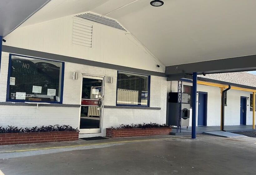 モーテル Imperial Inn