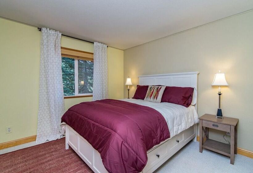 Golden Summit By Avantstay Stunning Secluded Cabin W/ Access To Tahoe Donner