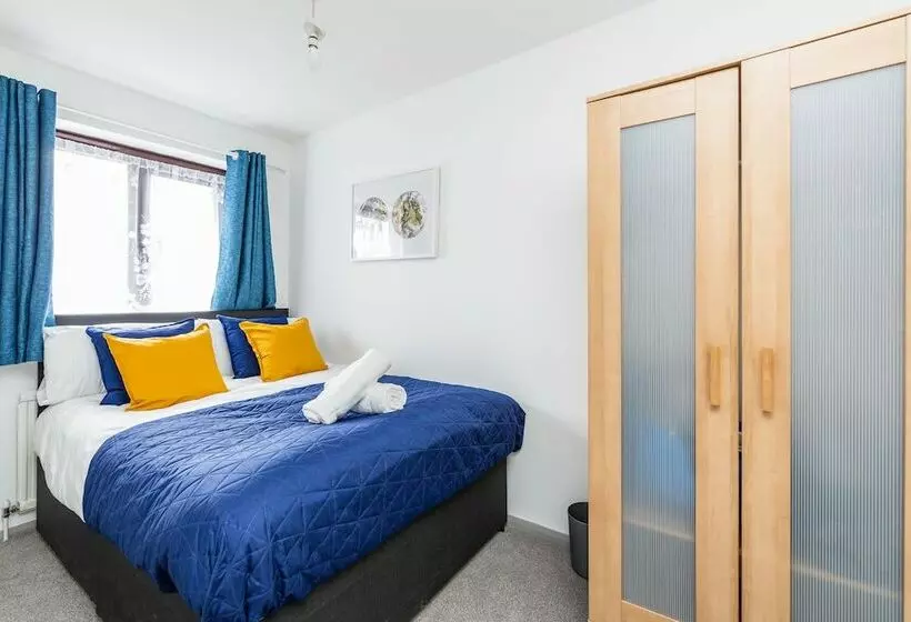 レジデンス Cosy 2 Bed House! Dagenham! Free Parking