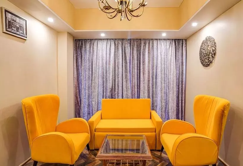 リゾートホテル Naturevilas Sarovar Premiere Manali