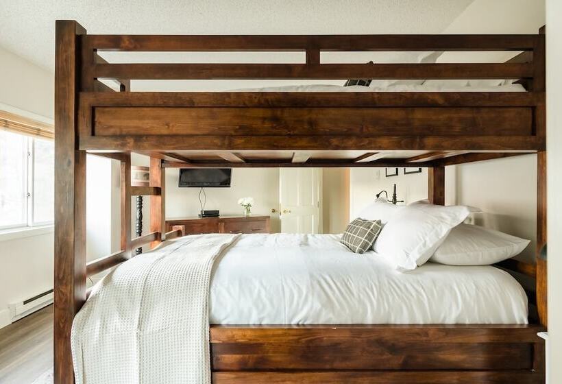 Rocker By Avantstay Gorgeous Ski In Ski Out Cabin In Heart Of Breck