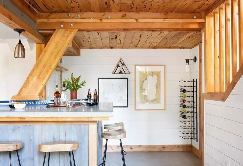 Timberline By Avantstay Stunning Chalet Cabin W/ Hot Tub, Pool Table & Home Theater!