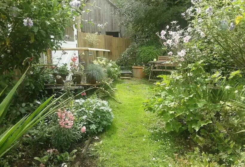 Tranquil Wood Cabin Set In A Beautiful Orchard