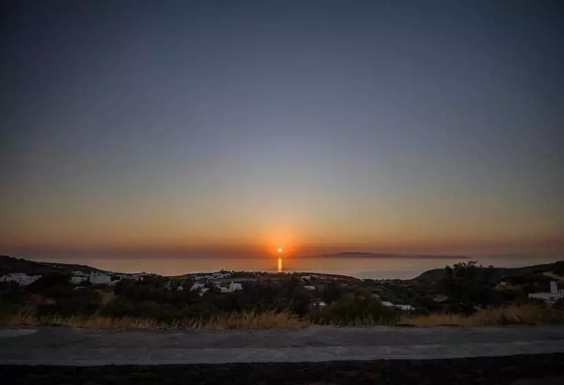 Nima Sifnos Residences