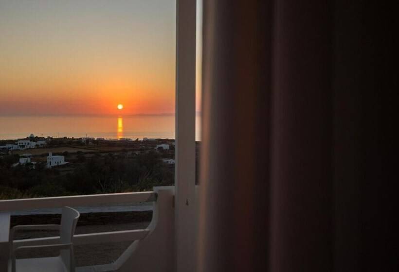 Nima Sifnos Residences