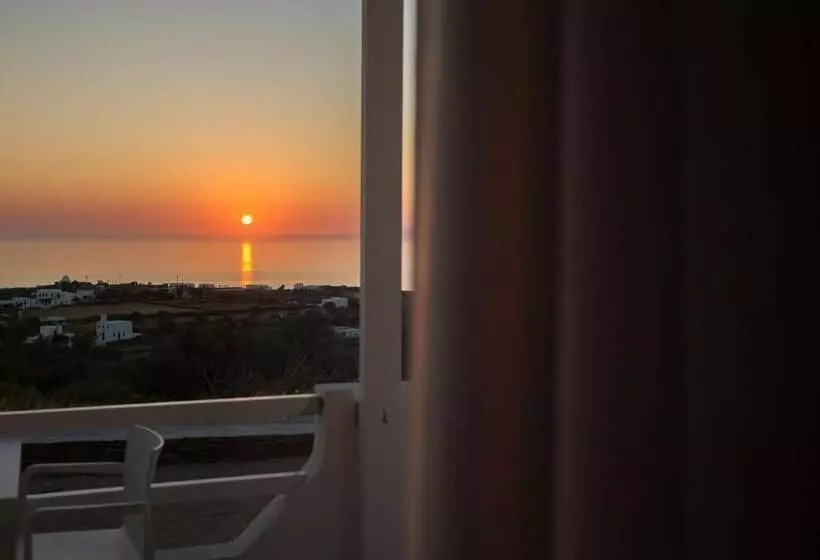 Nima Sifnos Residences