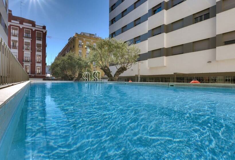 هاستل Livensa Living Studios Valencia Marina Real