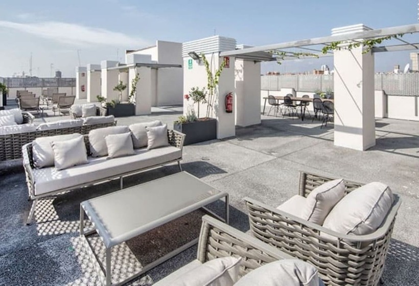 هاستل Livensa Living Studios Valencia Marina Real