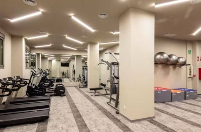 هاستل Livensa Living Studios Valencia Marina Real