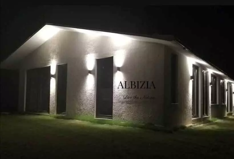 Aamiaismajoitus (B&B) Albizia Boutique