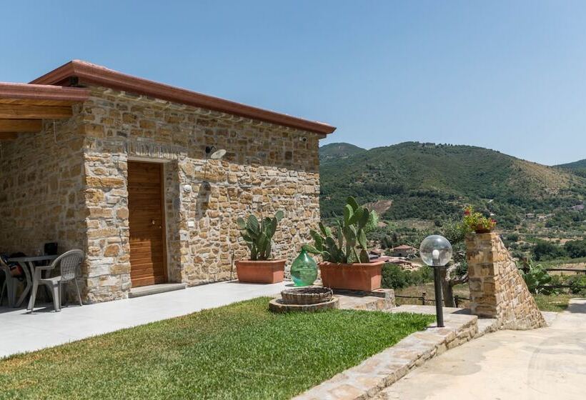 Bed and Breakfast Country House L Antica Pietra