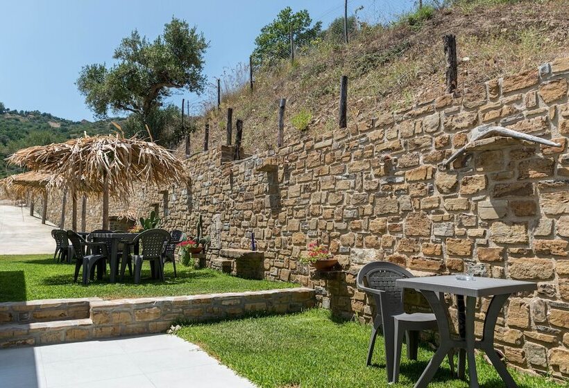 Bed and Breakfast Country House L Antica Pietra