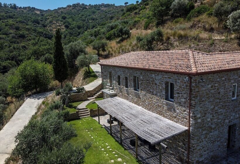 Bed and Breakfast Country House L Antica Pietra