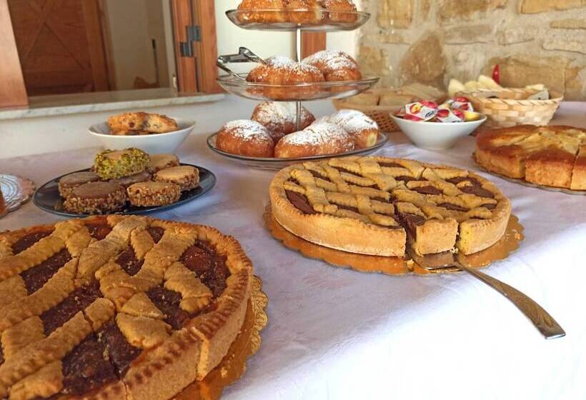 Bed and Breakfast Country House L Antica Pietra