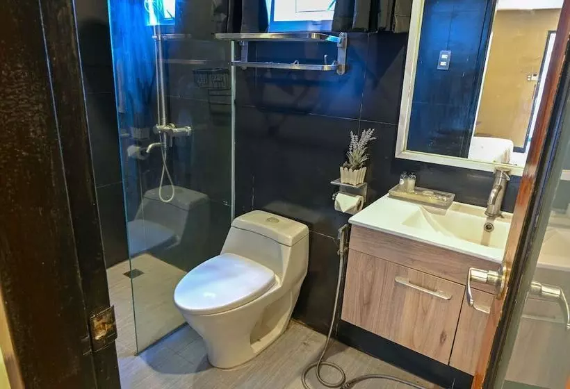 Capital O 890 Nami Hotel Tagaytay