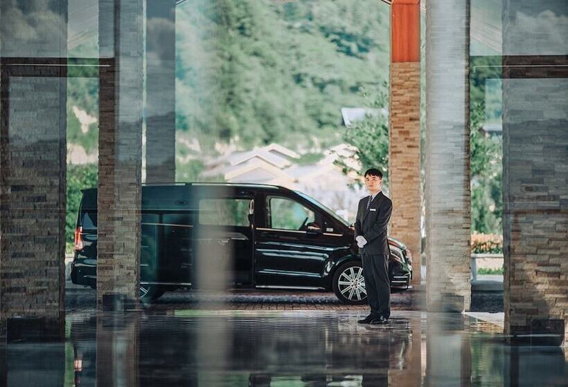 Hotel Crowne Plaza Shennongjia By Ihg