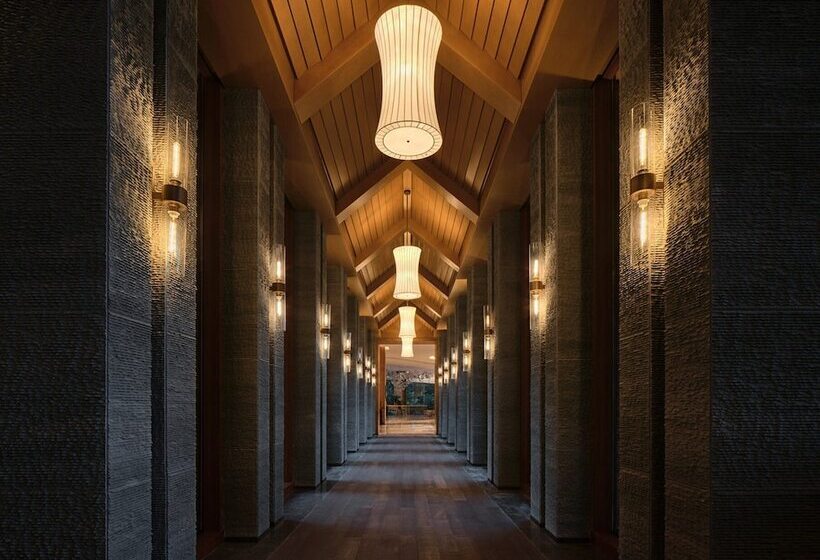 בית מלון כפרי Crowne Plaza Shennongjia By Ihg