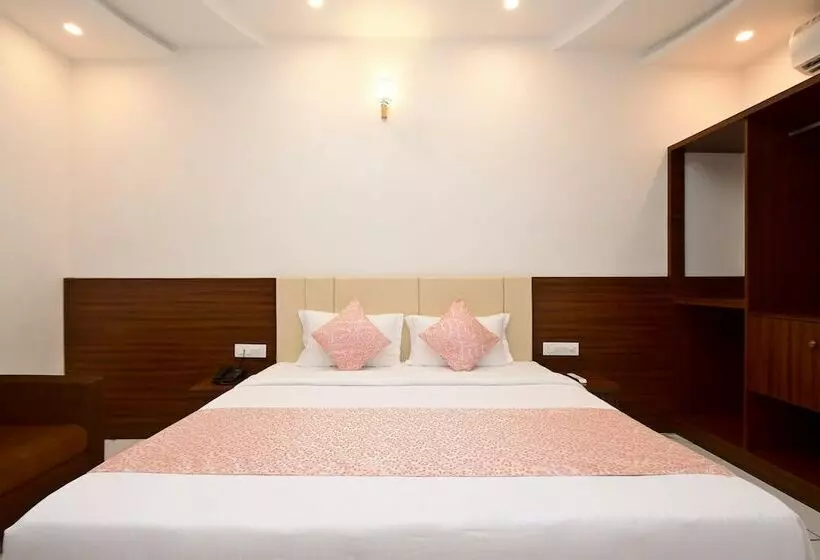 ホテル Elet Prima A Luxury Boutique Resort