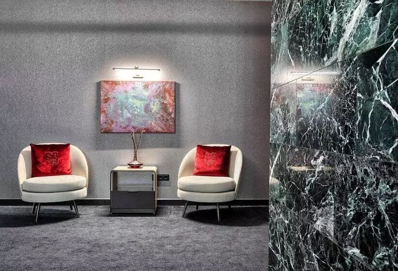 Grand Hotel Kalamata