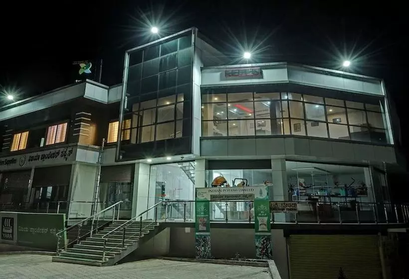 Itsy Hotels Vijaya Comforts, Coorg