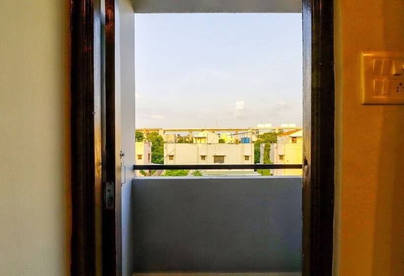 Itsy Hotels Carnival Inn