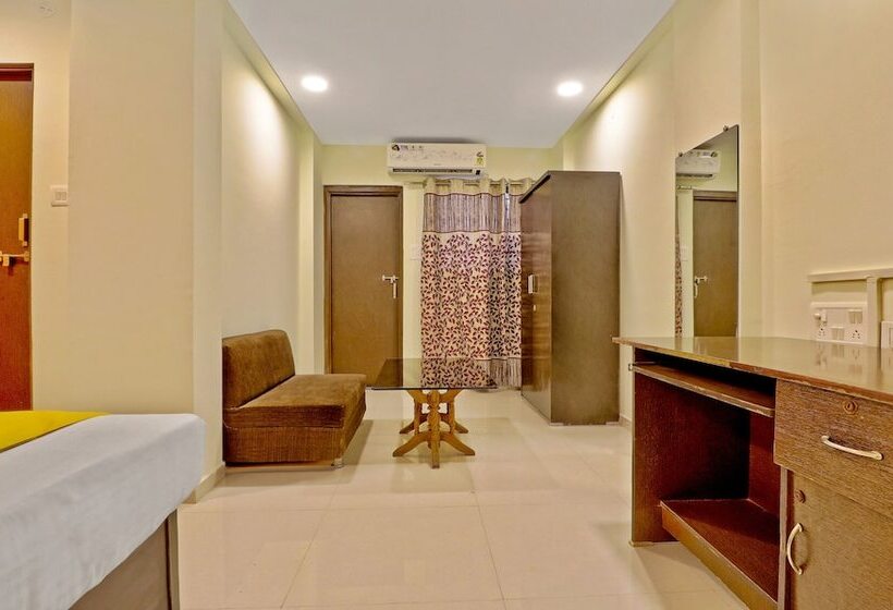 Itsy Hotels Carnival Inn