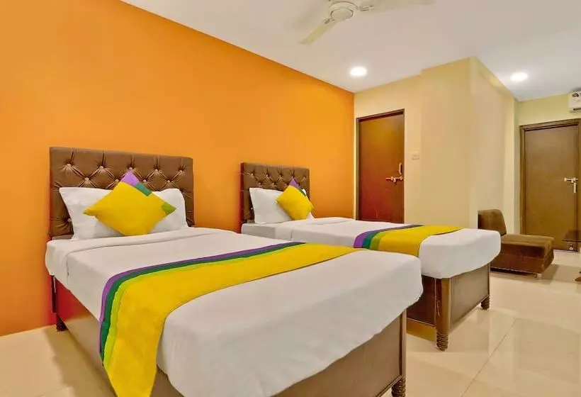 Itsy Hotels Carnival Inn