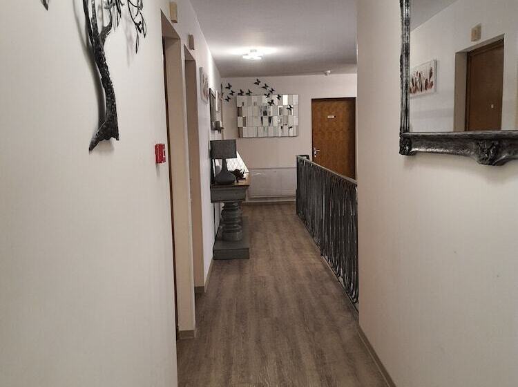 Отель Le Montagnard