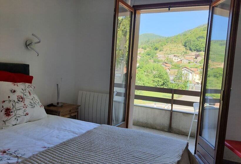 Отель Le Montagnard