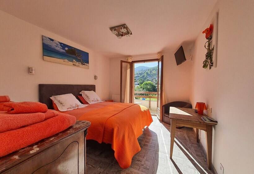 Отель Le Montagnard