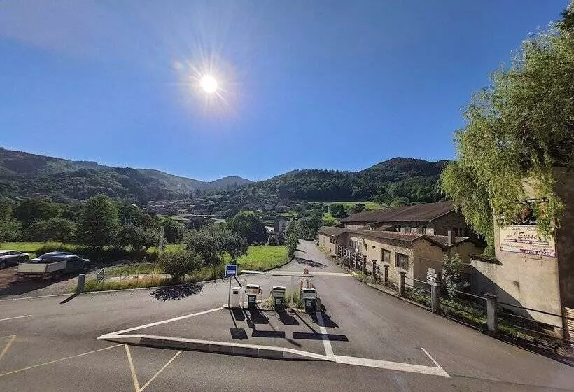 Hotelli Le Montagnard