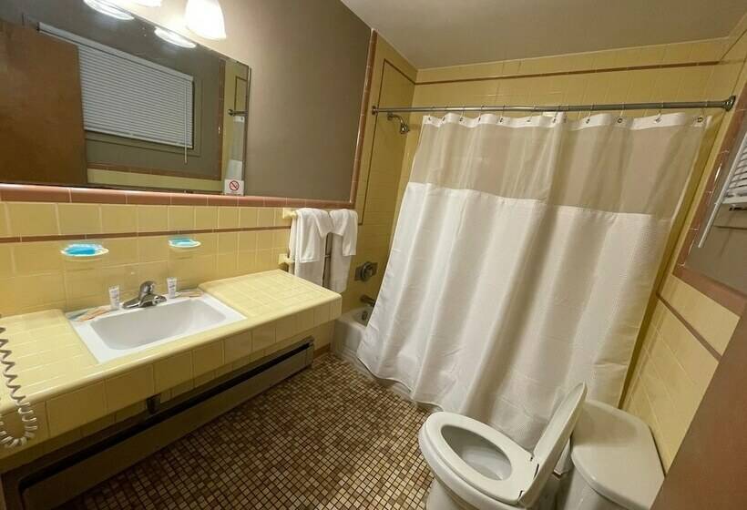 Отель New Hope Lodge