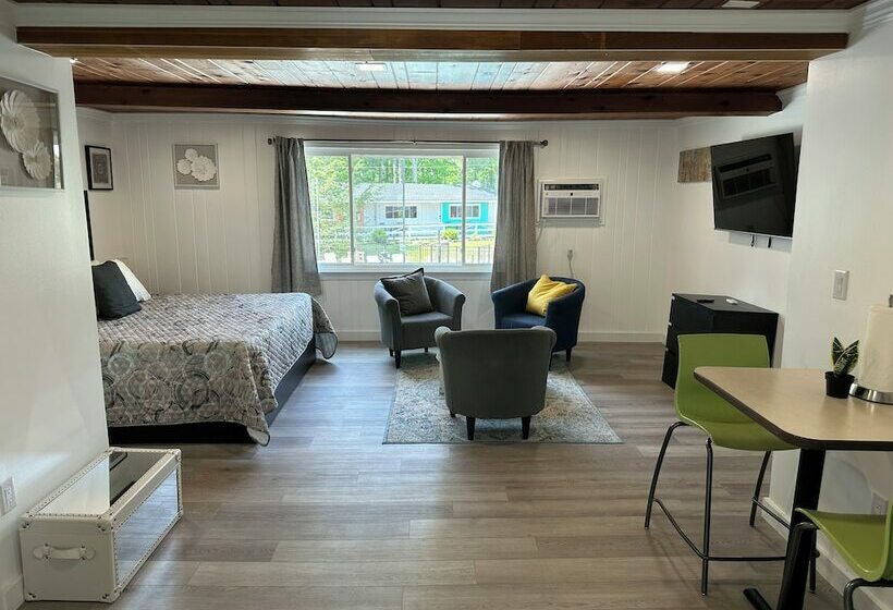 Отель New Hope Lodge