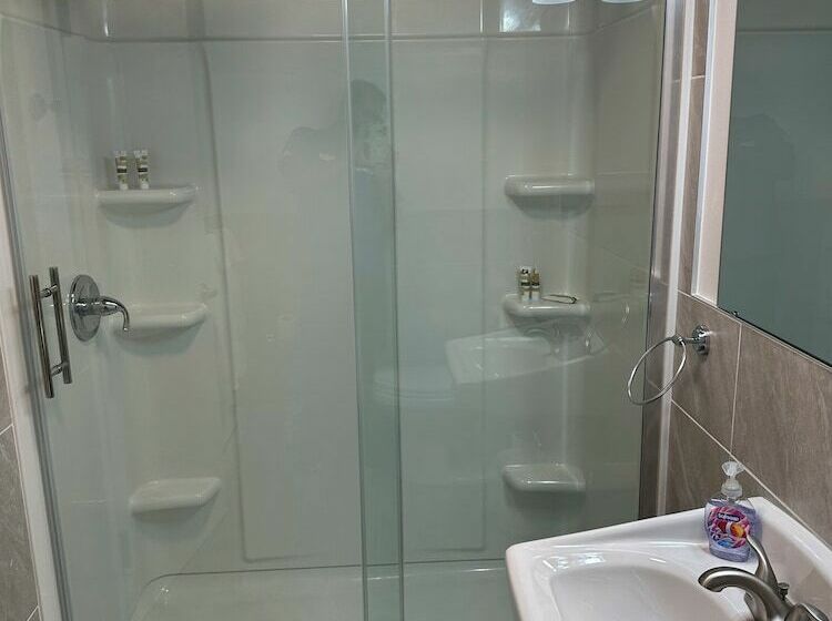 Отель New Hope Lodge