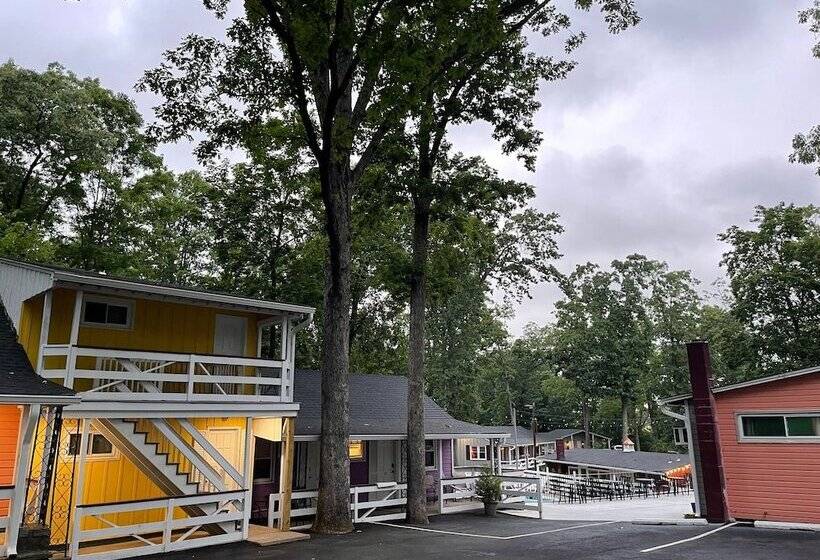 Отель New Hope Lodge