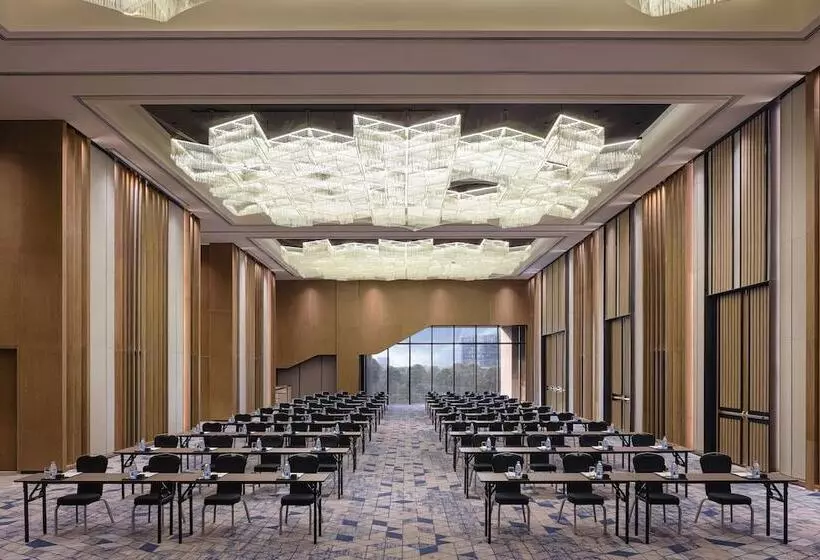 Hotelli Renaissance Changzhou Wujin