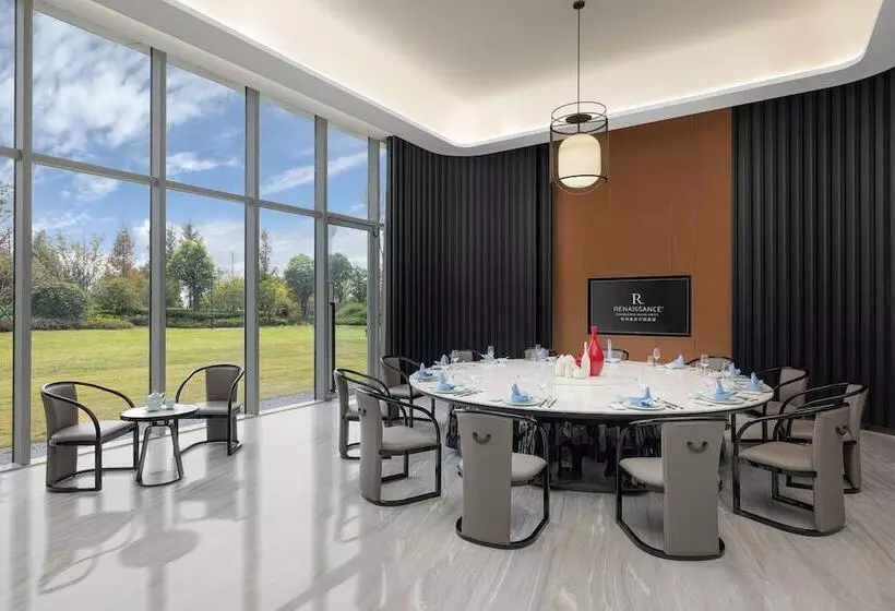 Hotelli Renaissance Changzhou Wujin